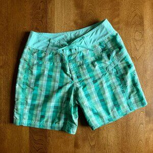 The North Face women's green plaid board shorts 4